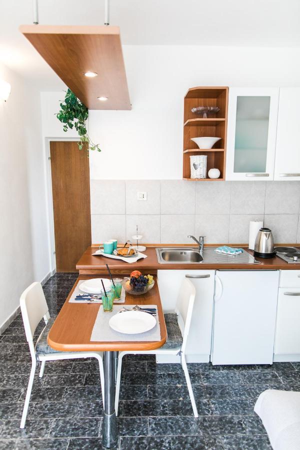 Apartmani Sanja Водице Екстер'єр фото